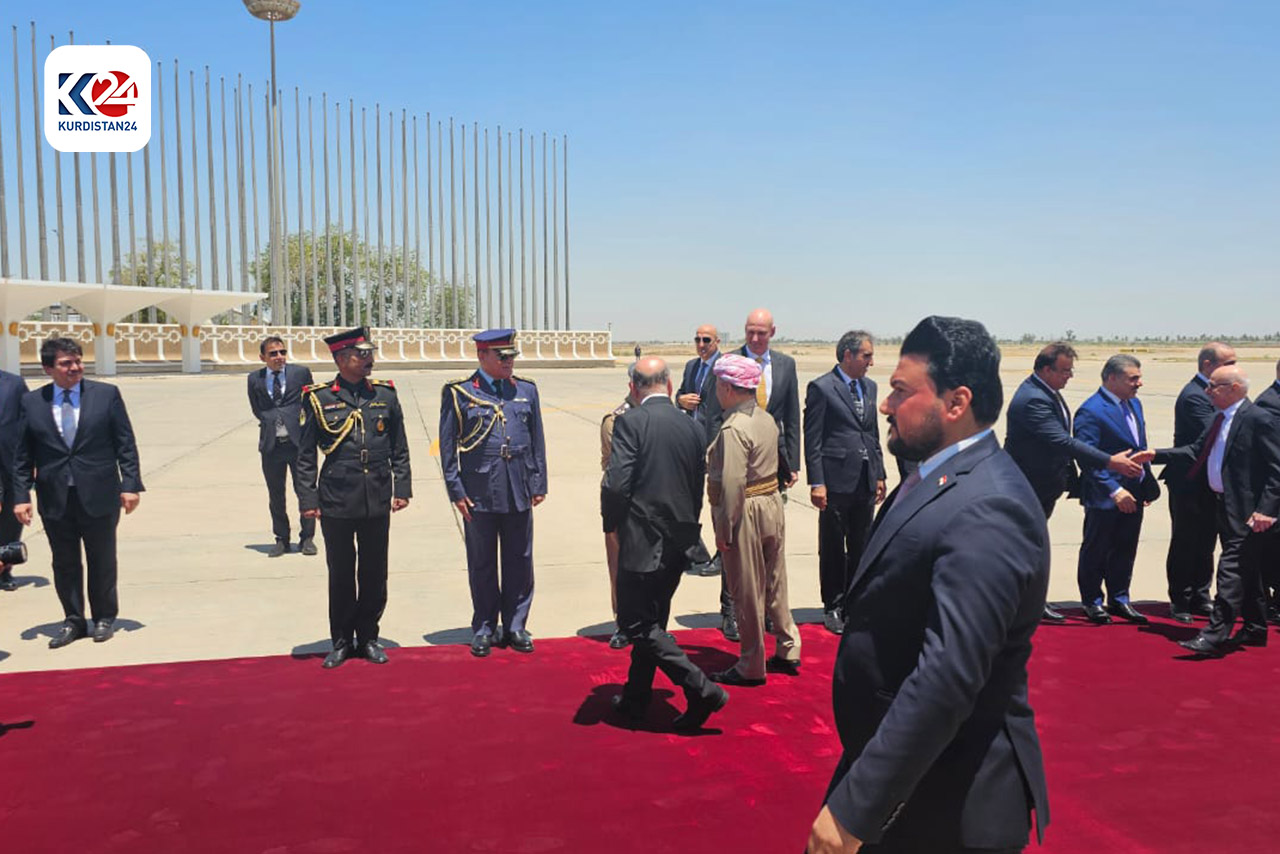 پێشوازیکردن لە سەرۆک بارزانی لە فڕۆکەخانەی نێودەوڵەتیی بەغدا (وێنە: بارەگای بارزانی)